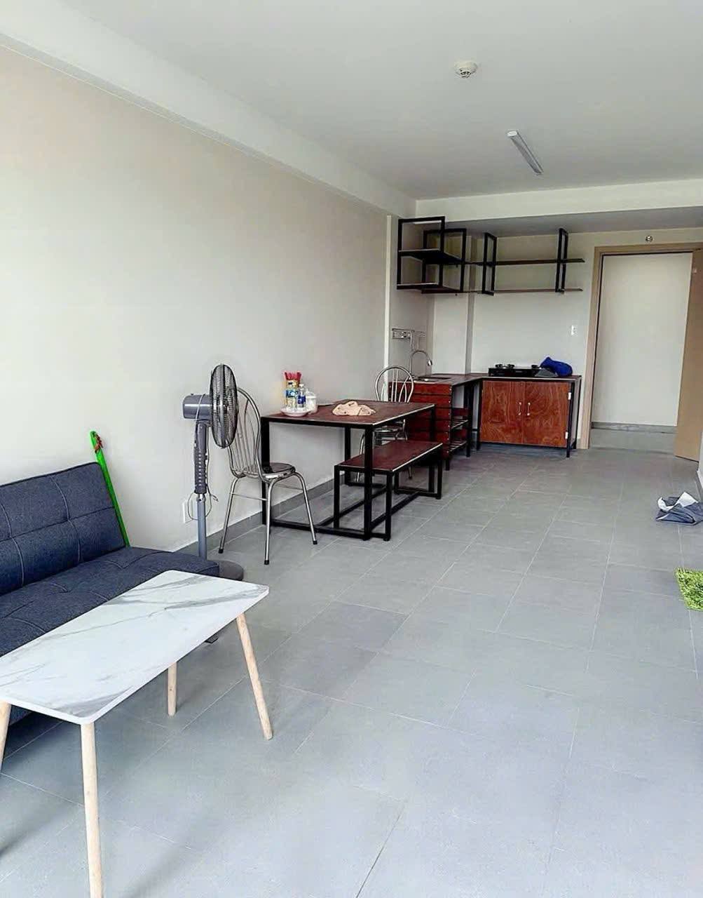 Cho thuê căn hộ Tầng 5 Toà T3 chung cư Goldencity Long Xuyên, An Giang.